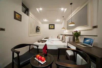클래식 트리플 패밀리룸 — Galliot Central Hotel